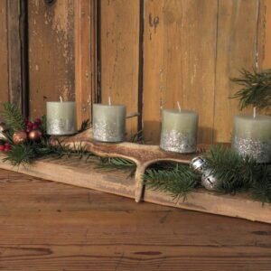 28 - Stroik z porożem