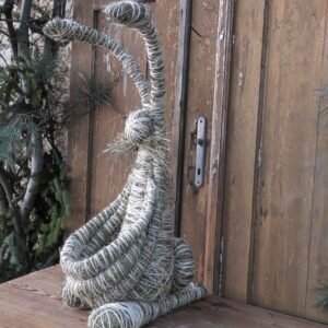 69 Zając z koszyczkiem na kwiatki (duży)